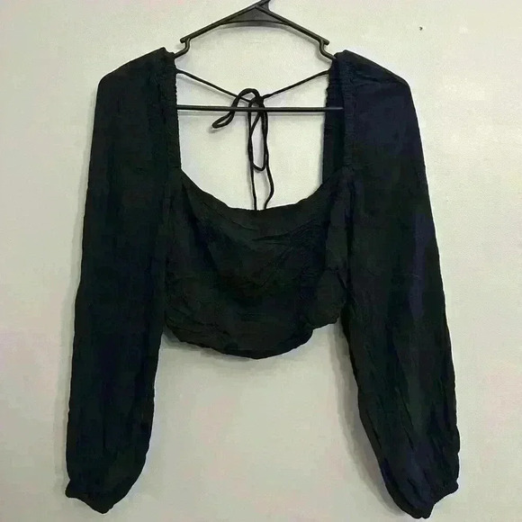 Urban Outfitters Crop Top - Picture 2 of 3